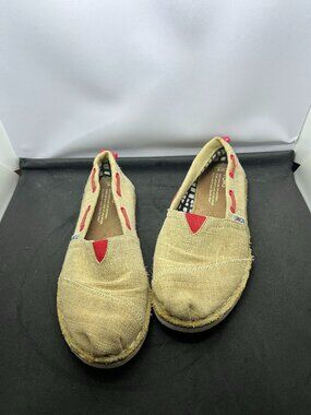 Womans Toms